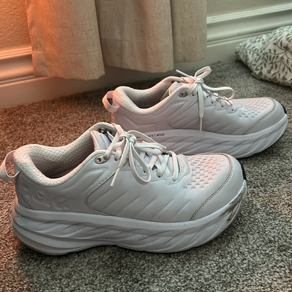 HOKA BONDI SR’s
